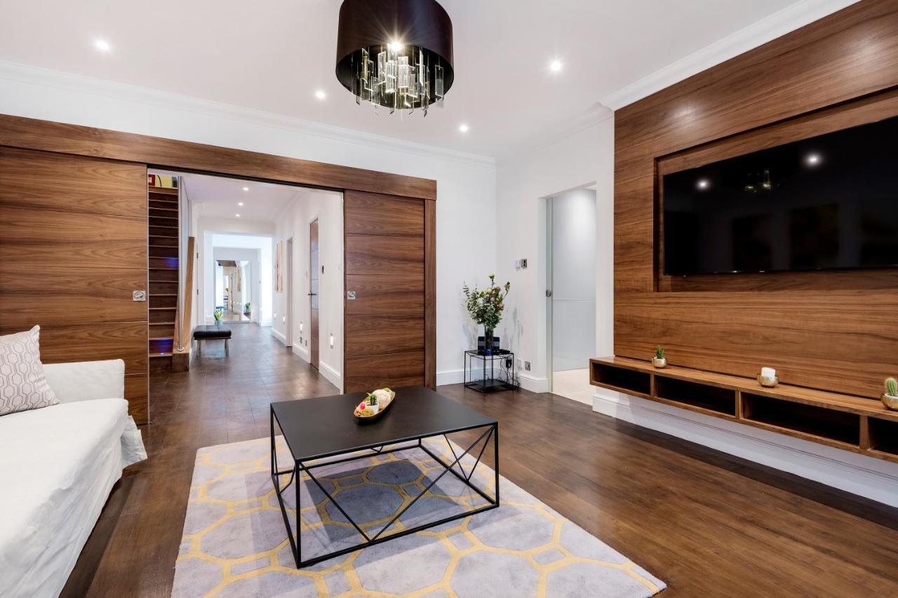 Apartment Hyde Park London